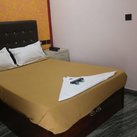Hotel Wayanad Stay 칼파타 외부 사진