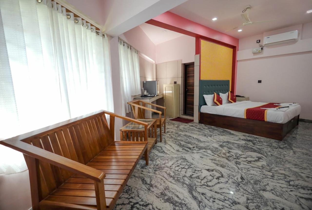 Hotel Wayanad Stay 칼파타 외부 사진